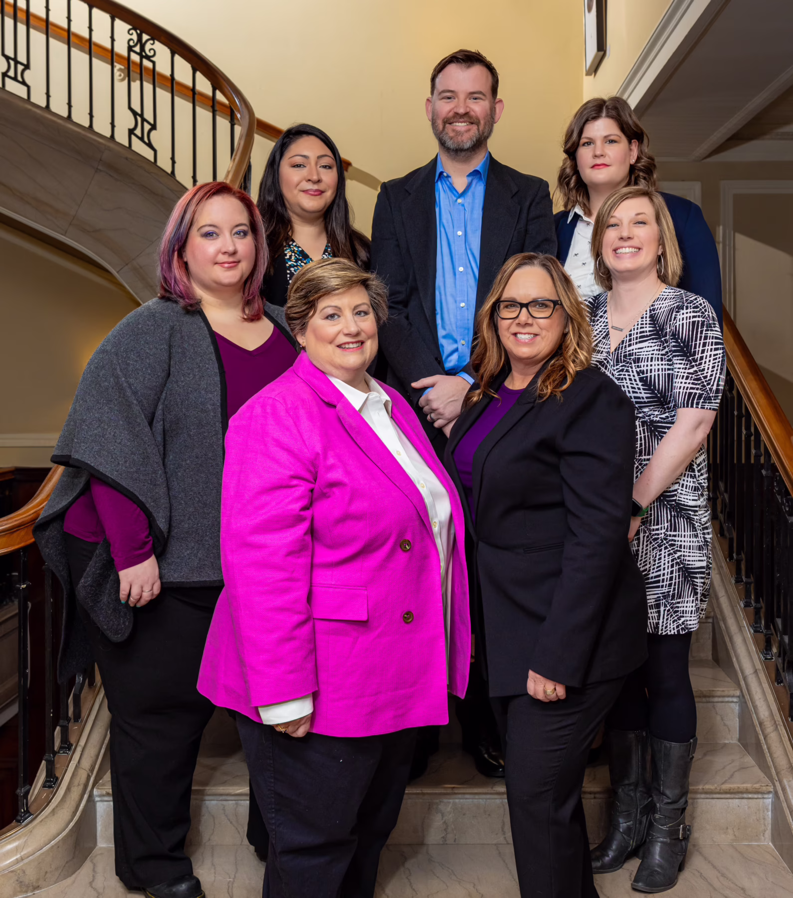 consultant-team-avif